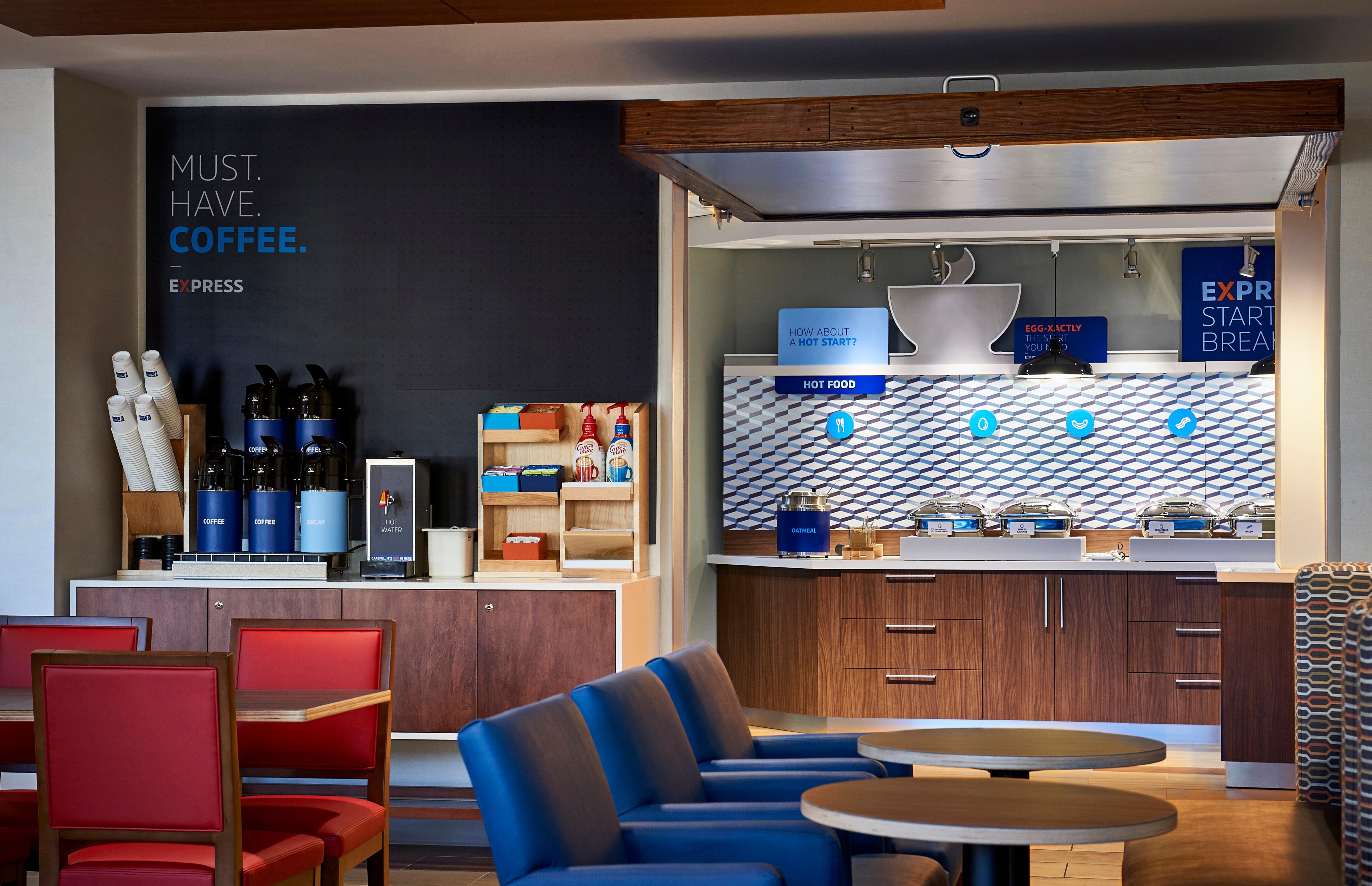 Holiday Inn Express & Suites - Staunton By Ihg Ngoại thất bức ảnh