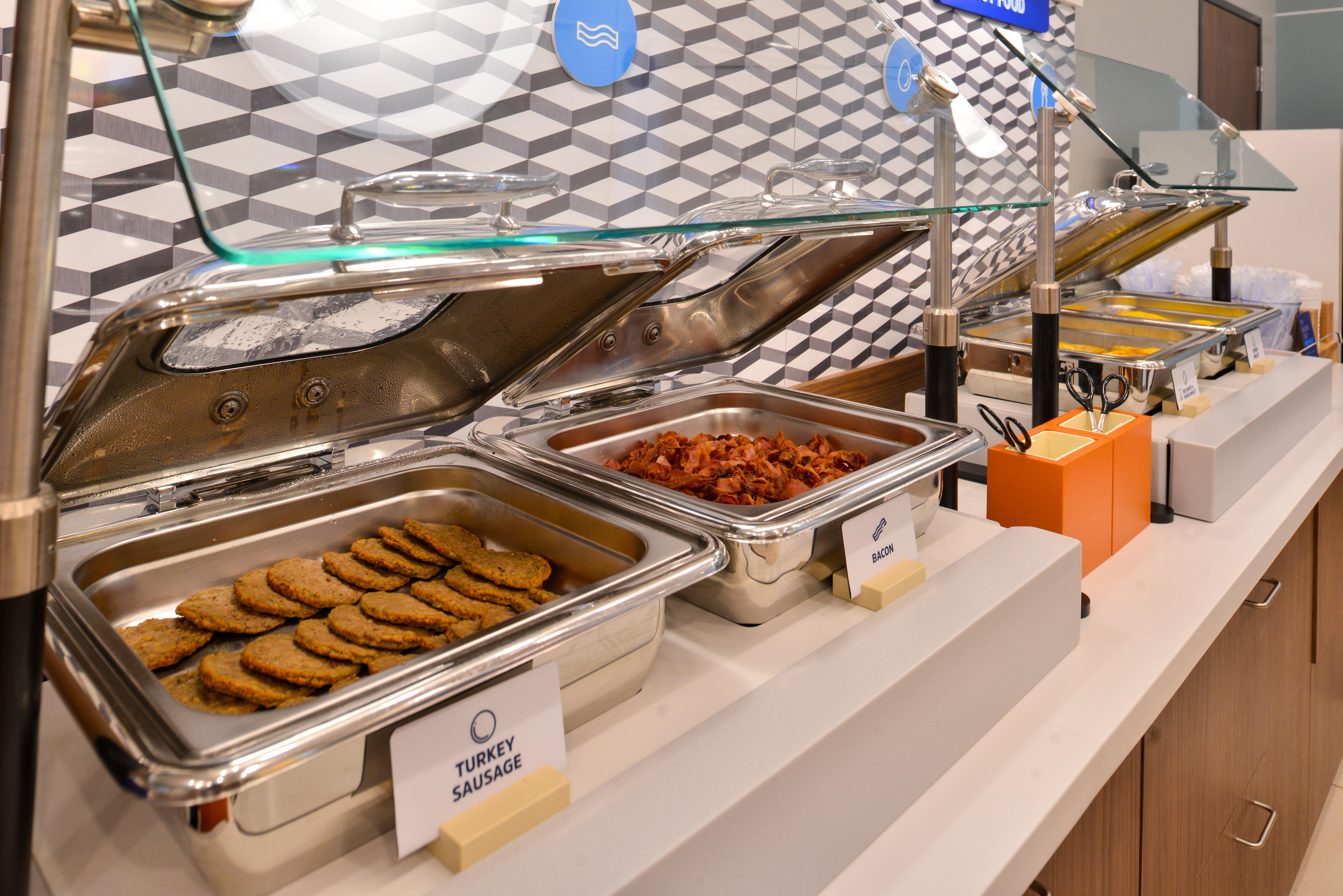 Holiday Inn Express & Suites - Staunton By Ihg Ngoại thất bức ảnh