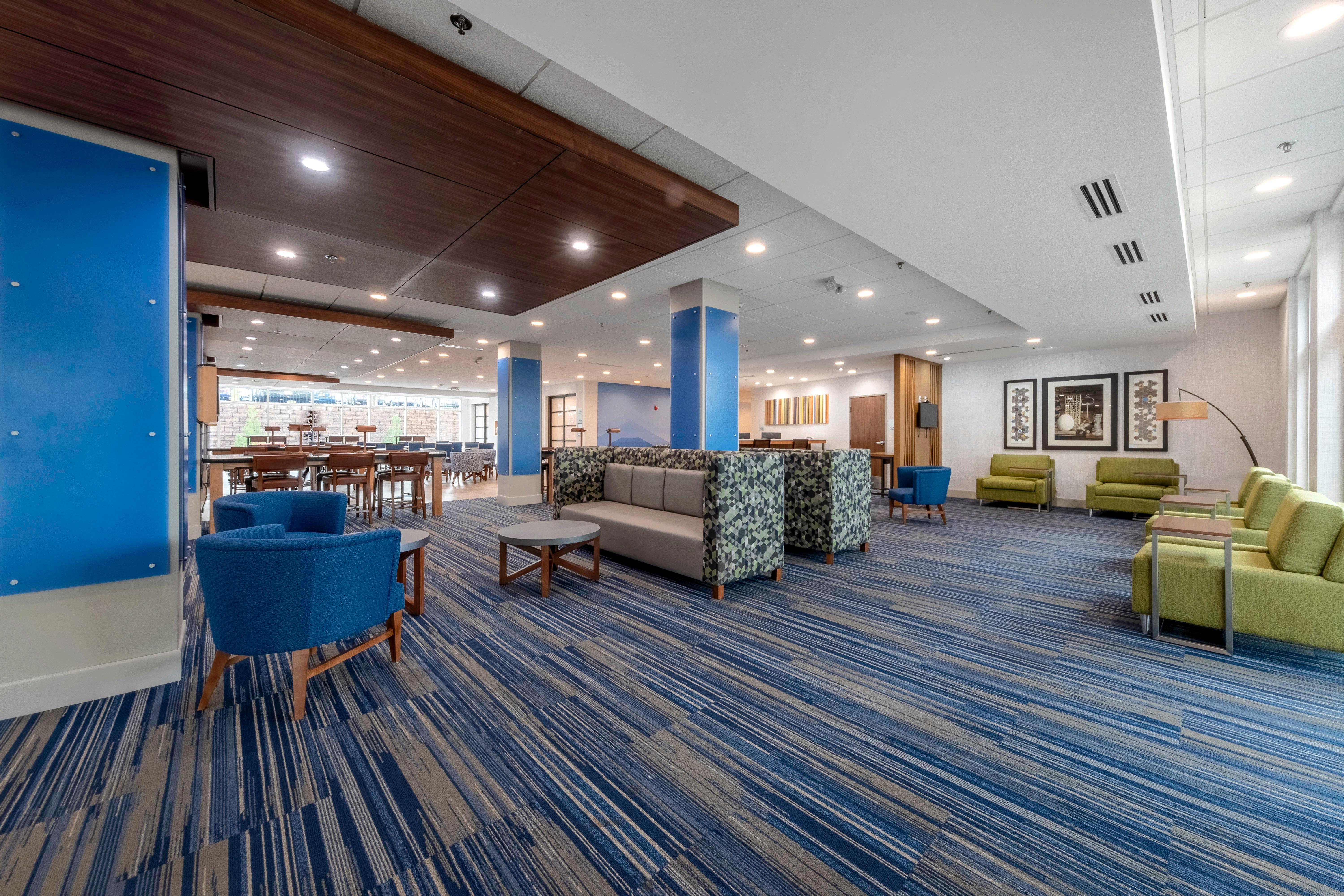 Holiday Inn Express & Suites - Staunton By Ihg Ngoại thất bức ảnh